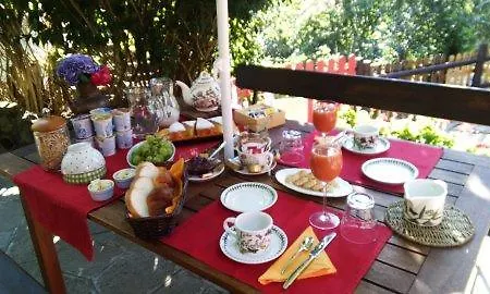 Alojamento de Acomodação e Pequeno-almoço La Capanna Rossa San Romolo