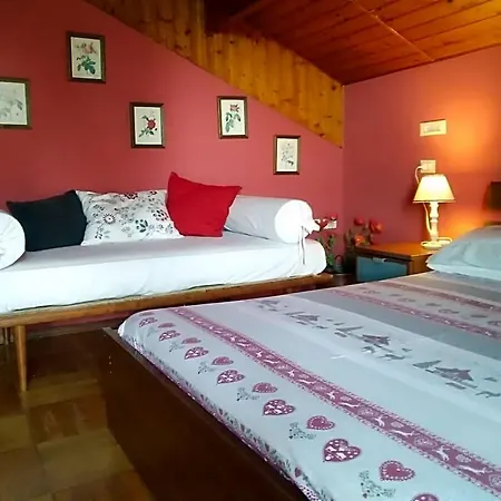 La Capanna Rossa Bed & Breakfast San Romolo